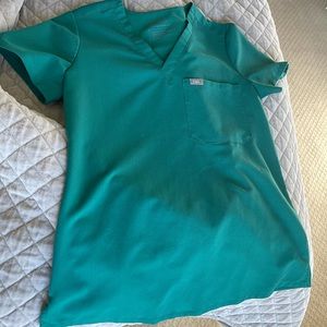 Figs hunter green Catarina one pocket scrub top